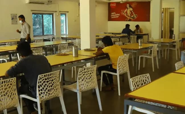 2-0005-cafe-cafeteria