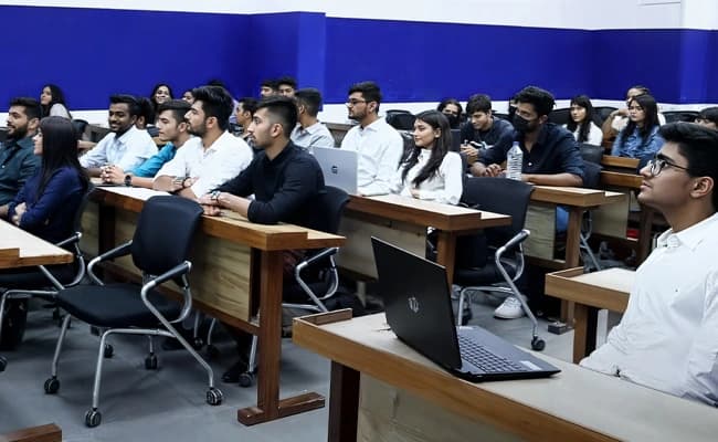 ICUWSB, Kolkata Labs 3.webp