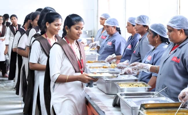 VVIT University, Guntur Cafe 1.webp