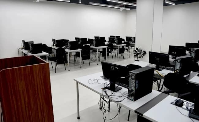 ISBMS, Pune Labs 2.webp