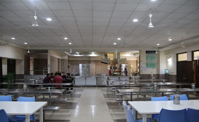 gallery-0006-cafeteria1-cafeteria-2