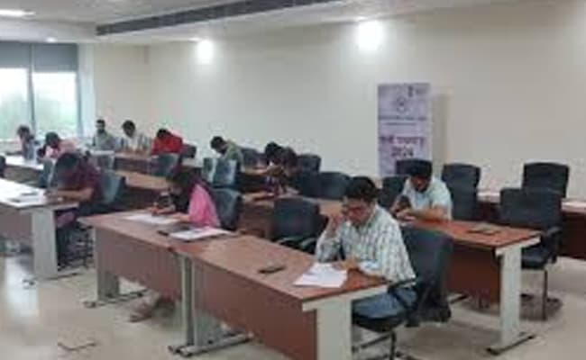 national-institute-of-fashion-technology-nift-panchkula-classroom-0000-layer-4-classroom