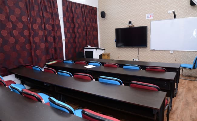 1-0003-layer-2-classroom-96