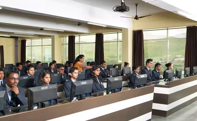 IIMS, Pune Labs 3.webp