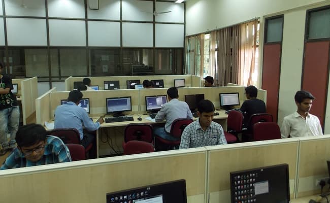 gallery-0000-class5-classroom-101