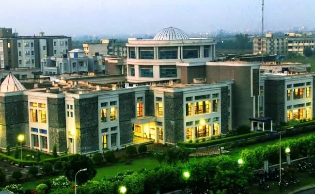 Bimtech Greater Noida Infra 4.webp