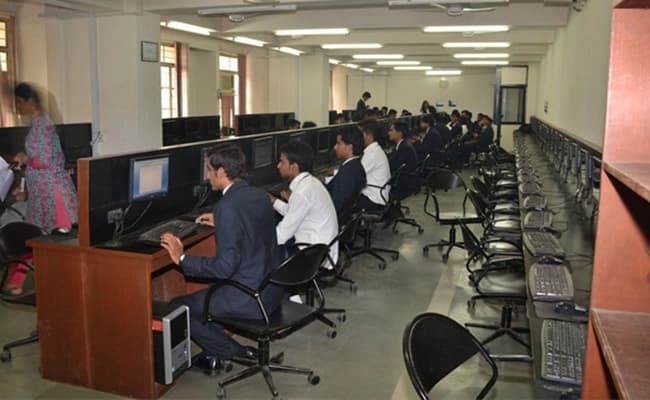 SKIPS, Ahmedabad Labs 3.webp