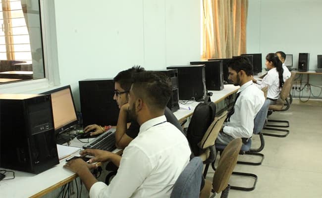 1-0002-layer-3-classroom-119