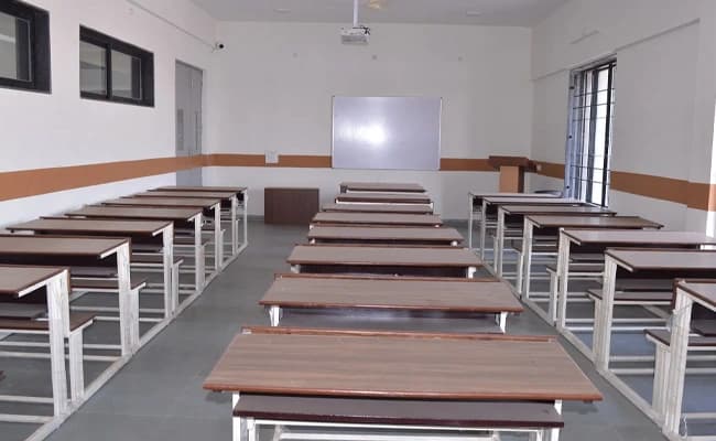 SRU, Raipur Classroom 2.webp