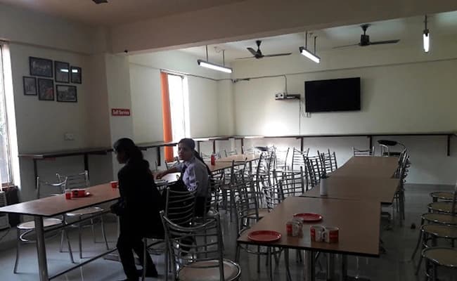 cafeteria-1-cafeteria-44