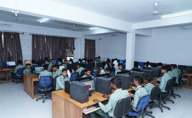 1-0003-layer-2-classroom-23
