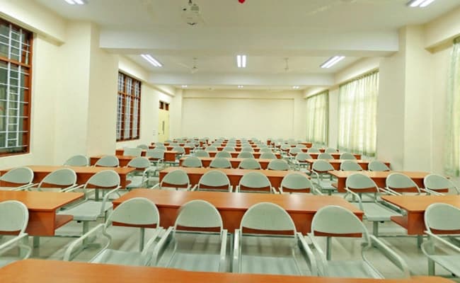Christ, Bangalore Classroom 5.webp