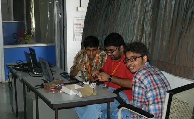 KJSCE, Mumbai Labs 3.webp