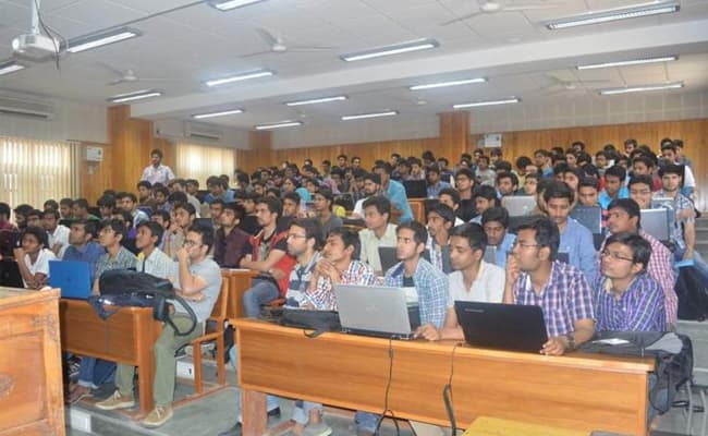 3-0009-classroom-classroom-4