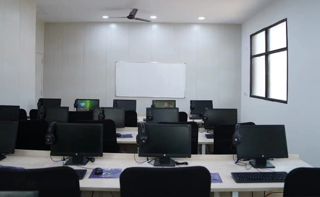 DIMT, Gorakhpur Labs 1.webp
