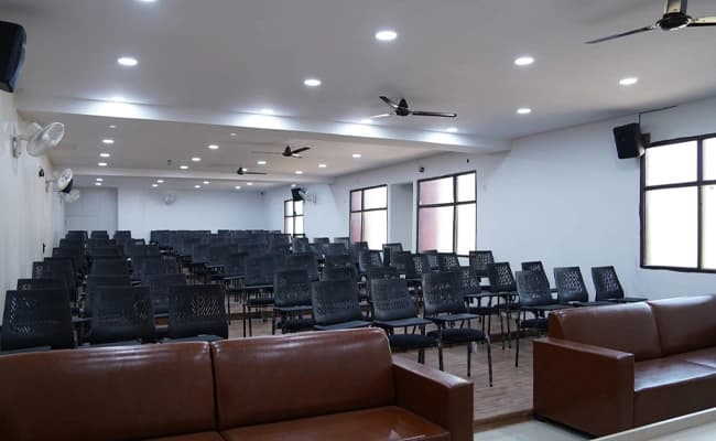 DIMT, Gorakhpur Classroom 5.webp