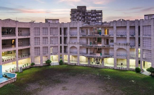 the-west-bengal-national-university-of-juridical-sciences-nujs-kolkata-infrastructure-0004-layer-1-infrastructure