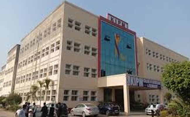 kipm-college-of-engineering-and-technology-kipm-infrastructure-0001-layer-3-infrastructure