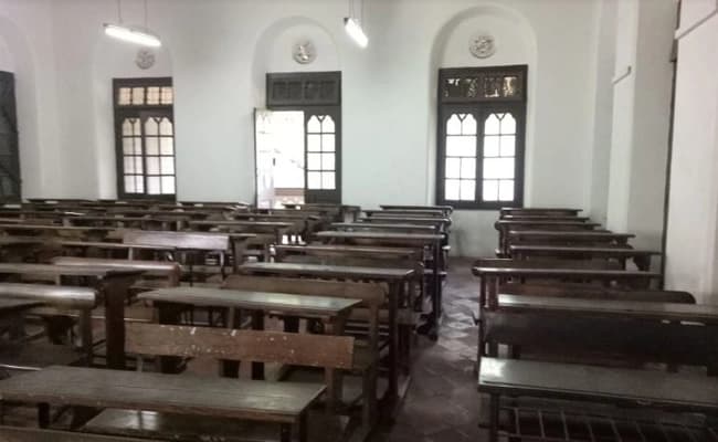 Fergusson College, Pune Classroom 1.webp
