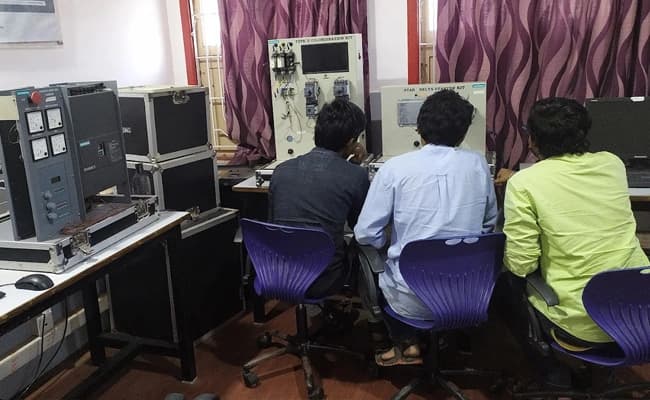 VRSEC, Vijayawada Labs 4.webp