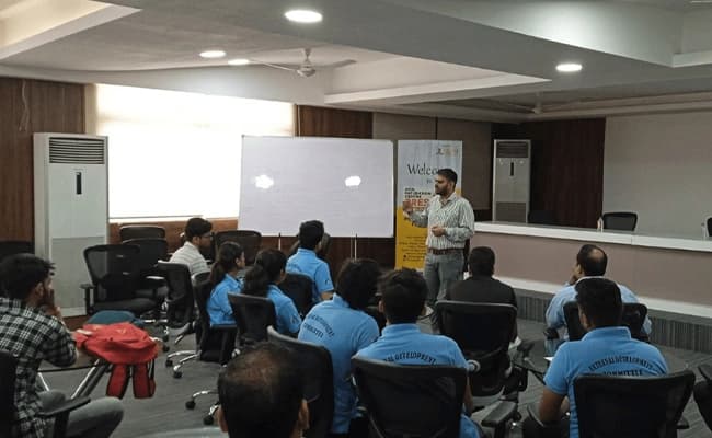 classroom-2-classroom-38