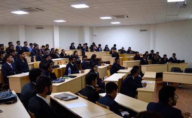 SIBM, Pune Classroom 3.webp