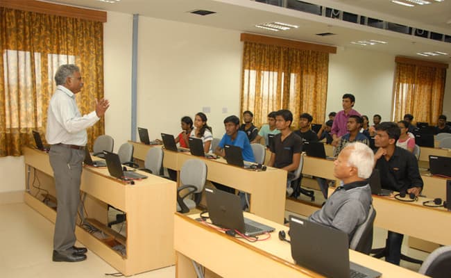 1-0003-layer-2-classroom-109