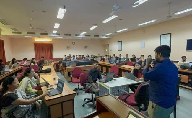 Bimtech Greater Noida Classroom 1.webp