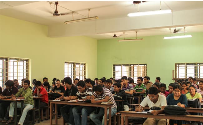 1-0003-layer-2-classroom-93