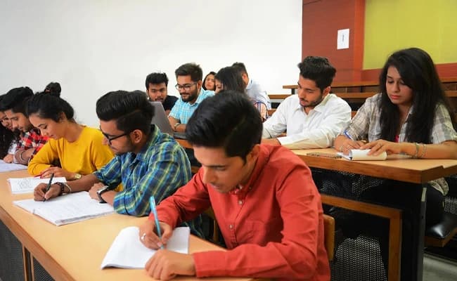 LMTSM, Mohali Classroom 4.webp