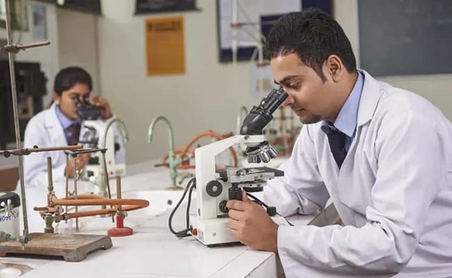 HCST, Mathura Labs 3.webp