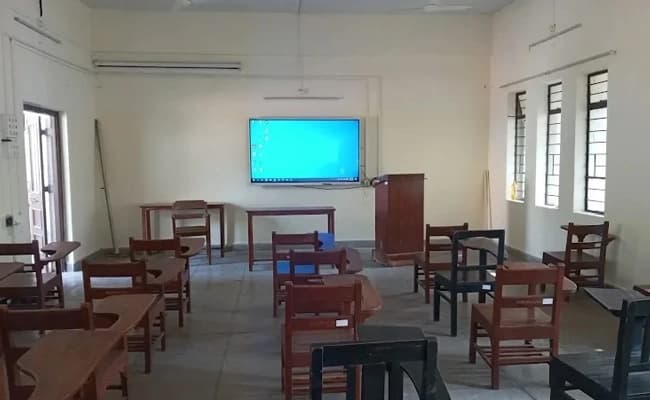 IMDR, Pune Classroom 1.webp