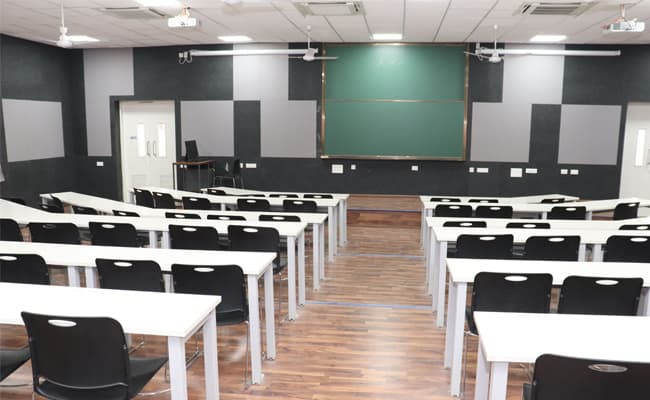 1-0004-layer-1-classroom-114