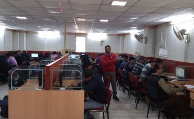 6-0004-class-classroom-2