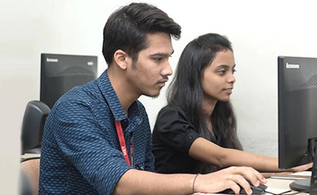 MET IPGDM, Mumbai Labs 1.webp