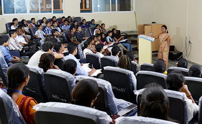 02-classroom-2