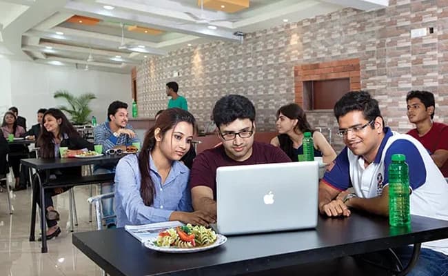 GBS,Parganas kolkata Cafeteria 1.webp