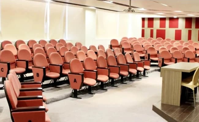 DSGS, Mumbai Classroom 3.webp