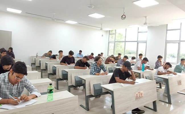 IITM, Bahadurgarh Classroom 1.webp
