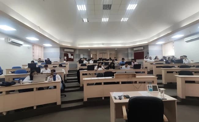 NIBM, Pune Classroom 5.webp