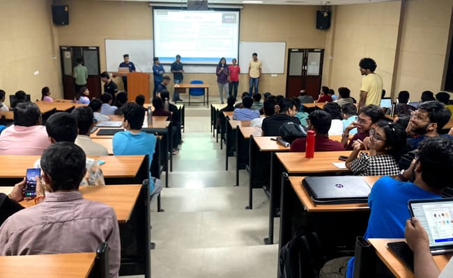 gallery-0000-classs5-classroom-2