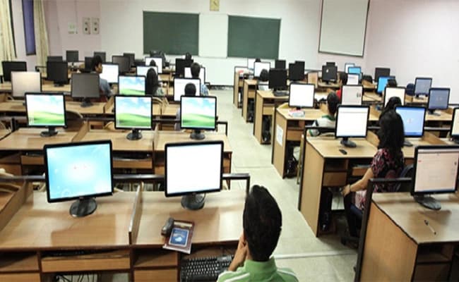 XLRI, Gurgaon Labs 1.webp