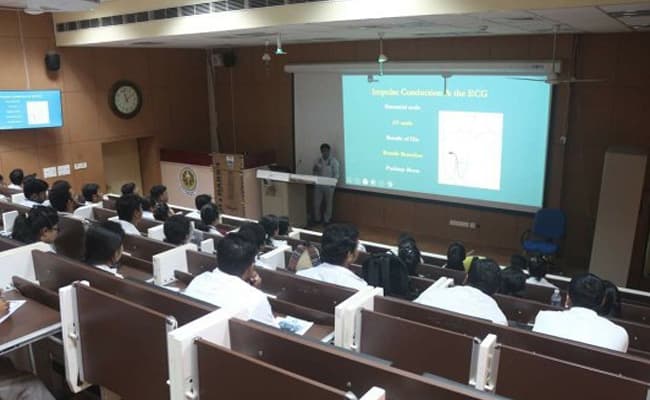 gallery-0003-class2-classroom-56