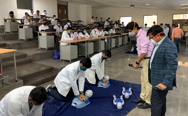gallery-0001-class4-classroom-55