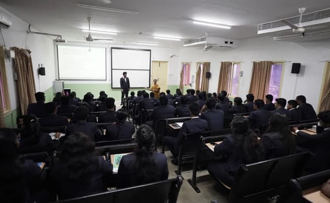 thiagarajar-school-of-management-tsm-10-classroom