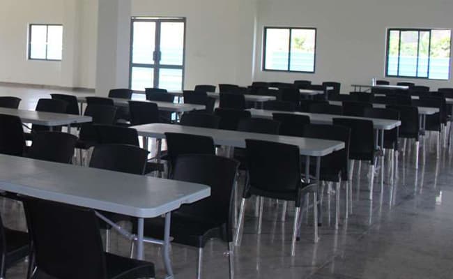 cafe-cafeteria-4