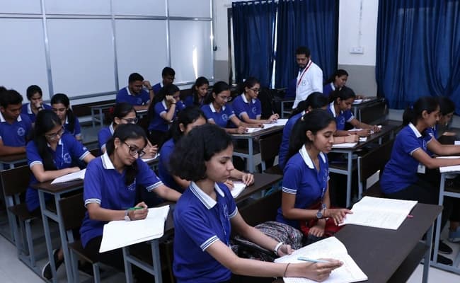 class3-classroom-8