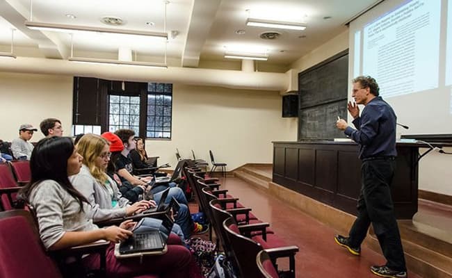 gallery-0003-class2-classroom-107