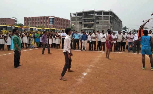 VVIT University, Guntur Ground 1.webp