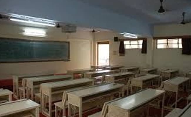 classroom2-classroom-24